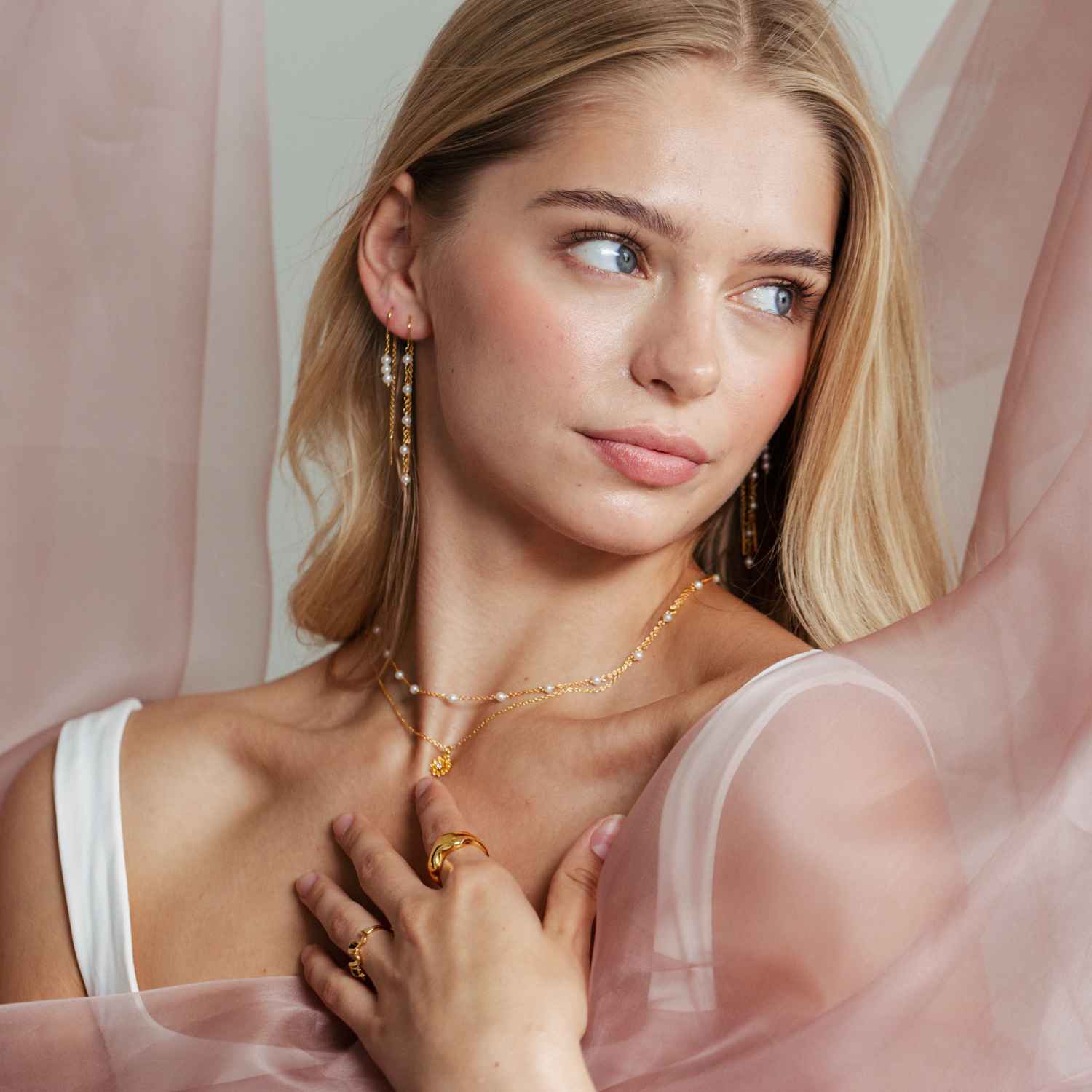 DETAIL255076